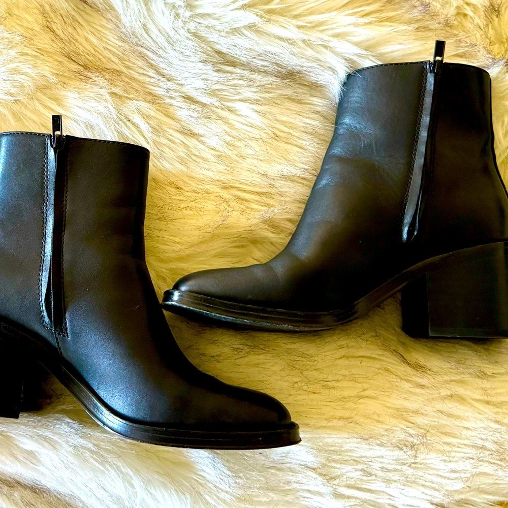 Loeffler Randall Boot Blakely Square Toe Mid Heel Black Leather Women’s Size 8